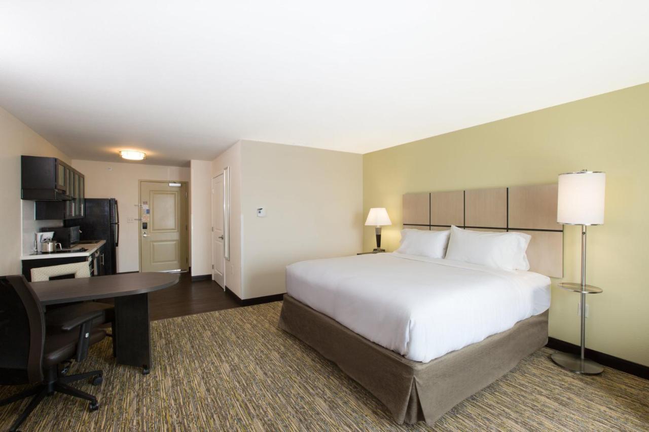 Candlewood Suites - Omaha Millard Area By Ihg Εξωτερικό φωτογραφία